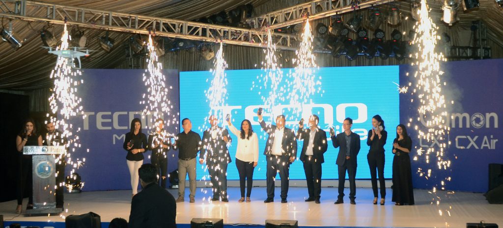 Product Manager , Sufyan Ali ( Retail Manager) , Saira Ghaffar ( ATL Manager) , Ejaz Hassan(CEO United), Stephen Ha ( CEO Tecno Mobile), Mr. Willie ( VP Transsion Holdings)unveiling