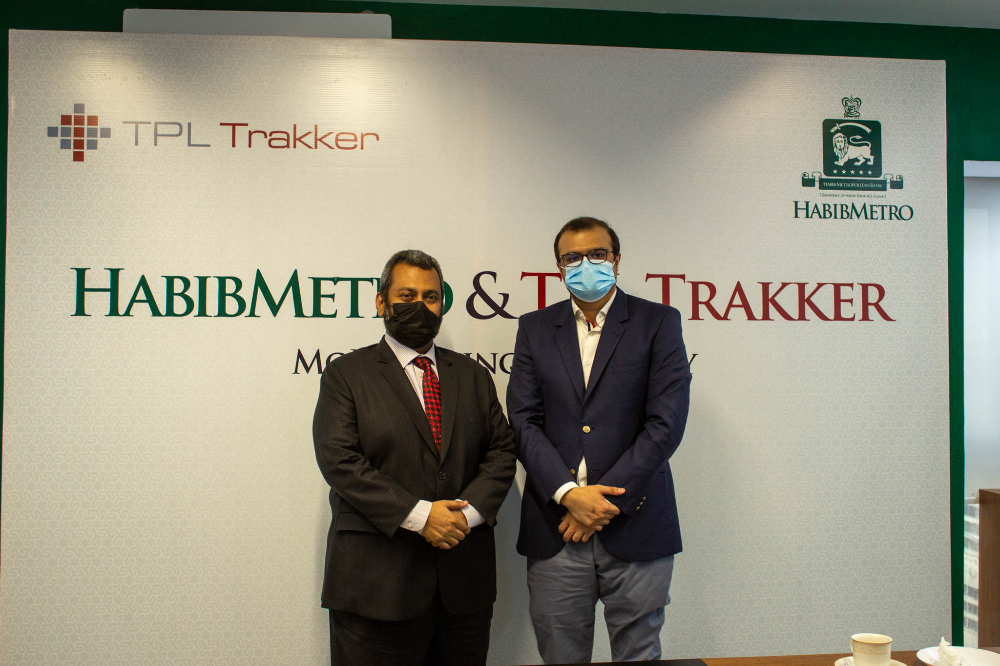 TPL Trakker with HABIBMETRO becomes pioneer for Advanced Auto Finance Solutions in Pakistan 2 selected Copy