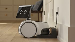 Amazon-Astro-Alexa-Enabled-Household-Monitoring-Robot-01