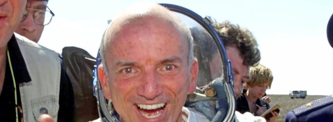 First Space Tourist of The World Books a Ride For The Moon With His Wife