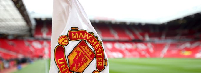 Apple interested in buying Manchester United
