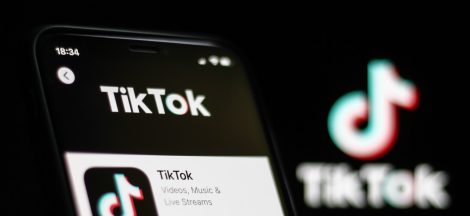 TikTok DM features